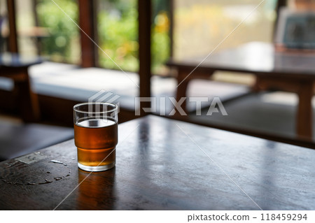 Barley tea on a table at an udon restaurant 118459294