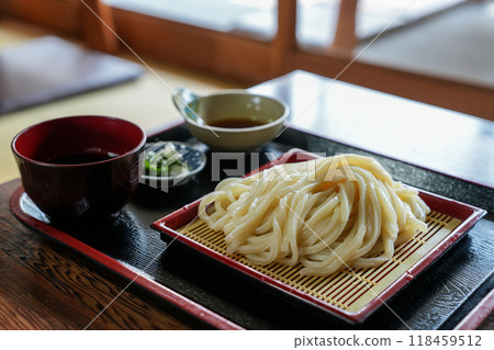 夏天的讚岐冷烏龍麵 118459512