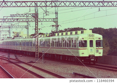 京王5000系列5873~+5773~，開往京王多摩中心的快速列車，1976年9月15日，八幡山 118460394