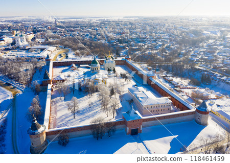 Winter aerial view of ancient fortified Kremlin of Zaraysk 118461459