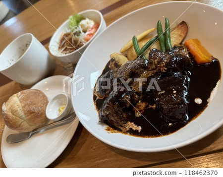 燉牛肉 燉牛肉 118462370