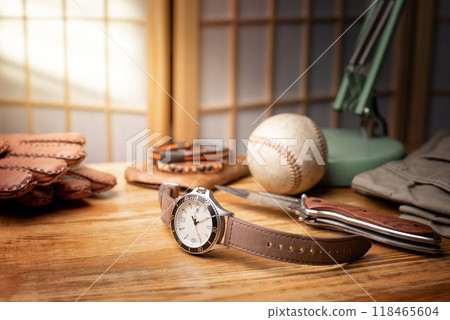 cream men wristwatch 118465604