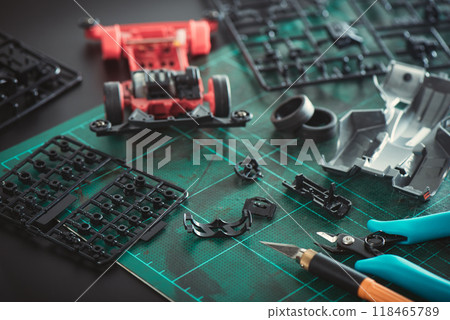 Assembling plastic model 118465789