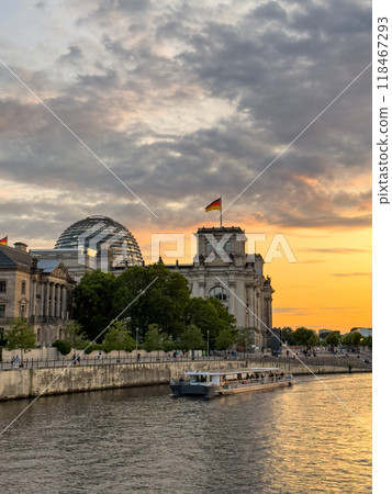 Parliament building Bundestag at sunset Parliament building Bundestag at sunset 118467293