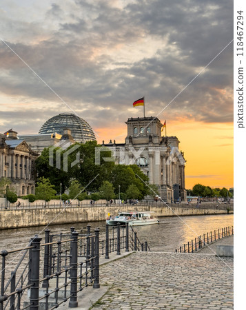 Parliament building Bundestag at sunset Parliament building Bundestag at sunset 118467294