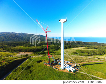 北海道上之國町秋季風力發電機安裝作業鳥瞰圖 118468863