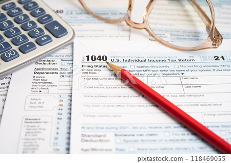 Form 1040, U.S. Individual Income Tax Return, tax forms in the U.S. tax system. 118469055