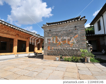 Seoul, Korea | Bukchon Hanok Village Seoul, Korea | Bukchon Hanok Village 118469146
