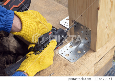 Timber frame fastening Timber frame fastening 118470031