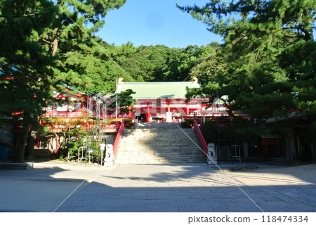 Akama Shrine Morning October Akama Shrine Morning October 118474334