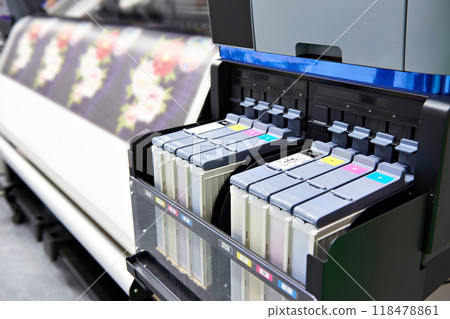 Color ink cartridge in inkjet plotter 118478861