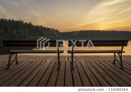 Golden sunset on Lake Guzianka. Masuria. 118480264