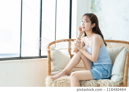 Young women body care beauty image Young women body care beauty image 118480464