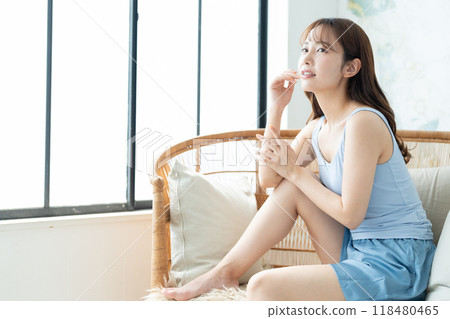 Young women body care beauty image Young women body care beauty image 118480465