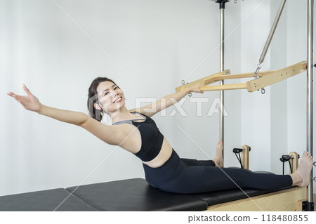 Machine pilates image Machine pilates image 118480855