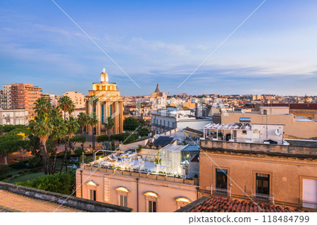 Syracuse, Sicily Dawn Cityscape 118484799