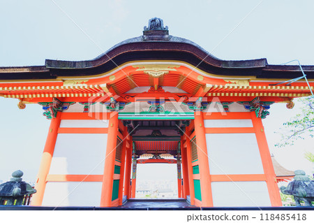 Kiyomizu寺廟在京都夏天 Kiyomizu寺廟在京都夏天 118485418
