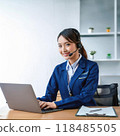 Operator, beautiful woman, smiling woman, smiling, woman, 118485505