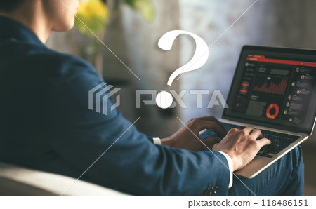 Male portrait　 118486151