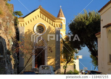 Santa Caterina Church in Positano, a city on the Amalfi Coast, a World Heritage Site in the Province of Salerno, Campania, Republic of Italy, Southern Europe Santa Caterina Church in Positano, a city on the Amalfi Coast, a World Heritage Site in the Province of Salerno, Campania, Republic of Italy, Southern Europe 118487255