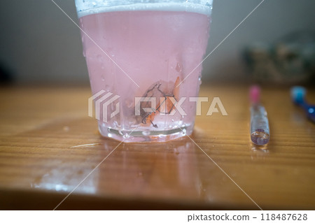 矯正器的護理 118487628