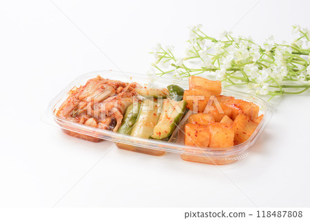 Three kinds of kimchi Three kinds of kimchi 118487808
