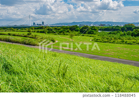 攝津市淀川右岸堤防景觀 攝津市淀川右岸堤防景觀 118488045