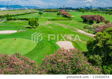 淀川右岸河床高爾夫球場風景 118488054