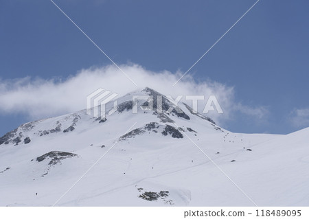 Early May on the Tateyama Kurobe Alpine Route: Mount Jodo as seen from Tateyama Murododaira Early May on the Tateyama Kurobe Alpine Route: Mount Jodo as seen from Tateyama Murododaira 118489095