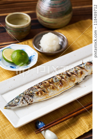 鹽烤秋刀魚 鹽烤秋刀魚 118489712
