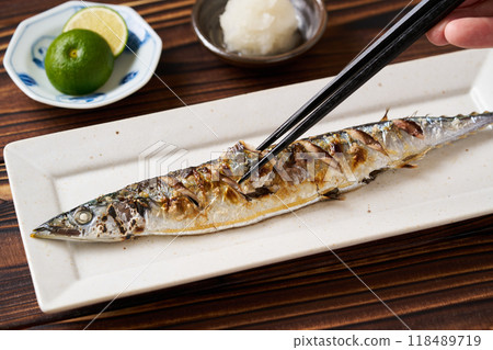 鹽烤秋刀魚 鹽烤秋刀魚 118489719