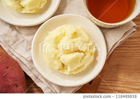 Sweet potato steamed bread Sweet potato steamed bread 118489838