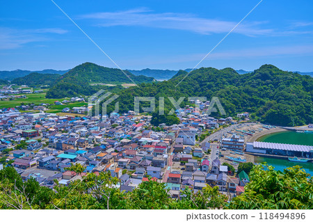 千葉縣京南町大黑山東南的城市和山脈景觀（胜山、天滿山等） 118494896