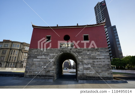 Cheng'en Gate, Taipei City Bei Gate (Zhongzheng District, Taipei City, Taiwan) Cheng'en Gate, Taipei City Bei Gate (Zhongzheng District, Taipei City, Taiwan) 118495014