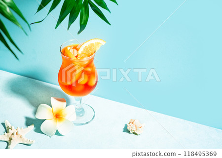 Summer Mai Tai Cocktail Drink 118495369