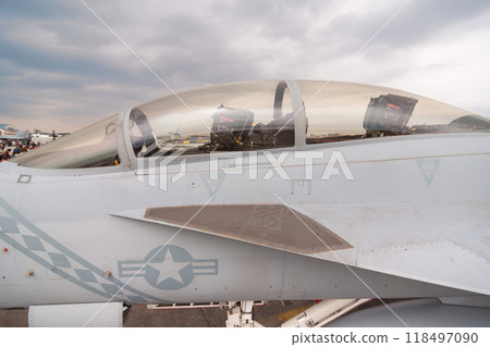 Cockpit of the US Navy F/A-18F Super Hornet 118497090