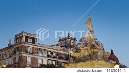 Mumbai, India. Close-up View On Flora Fountain In Dusk Time. Fountain Located At Hutatma Chowk Is Ornamentally Sculpted Architectural Heritage Monument. Located At Southern End Of Historic Dadabhai 118501641