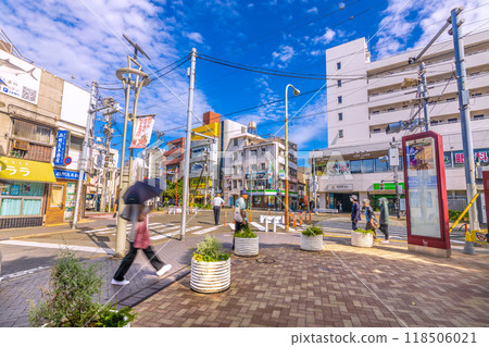 日本九月的東京城市景觀。東急電鐵瑜珈站東口等景觀 118506021