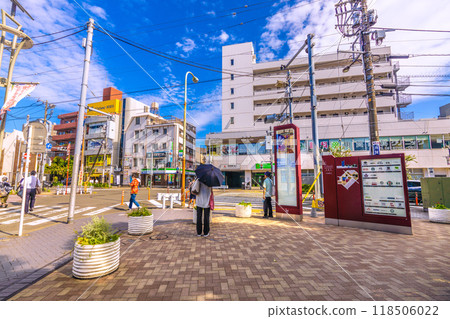 日本九月的東京城市景觀。東急電鐵瑜珈站東口等景觀 118506022