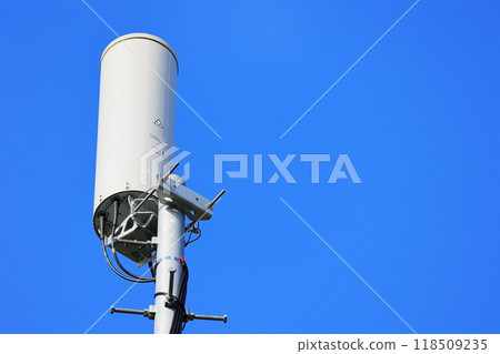 手機基地台 電線桿基地台頂部全向天線 118509235