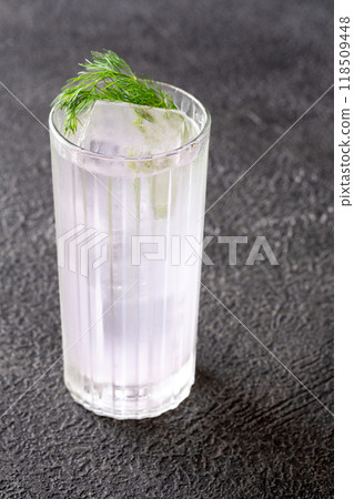 Early Spring Cocktail 118509448