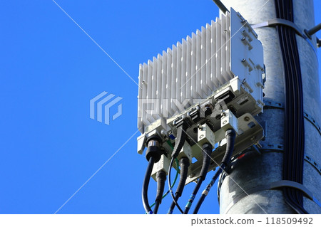 Mobile phone base station: Radio equipment at the top of a pole 118509492