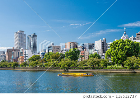 Cruise ship on the Okawa River, Osaka City Cruise ship on the Okawa River, Osaka City 118512737