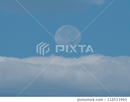 秋天的月亮在早晨 秋天的月亮在早晨 118513993