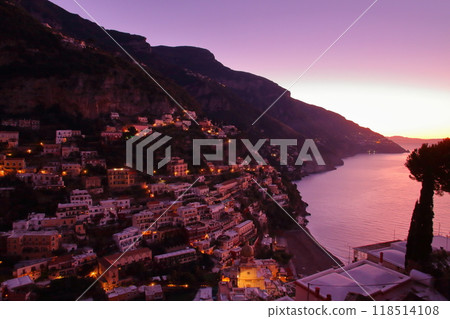 Southern Europe, Italy, Campania, Salerno Province, World Heritage Site on the Tyrrhenian Sea coast, Amalfi Coast, dawn in Positano Southern Europe, Italy, Campania, Salerno Province, World Heritage Site on the Tyrrhenian Sea coast, Amalfi Coast, dawn in Positano 118514108