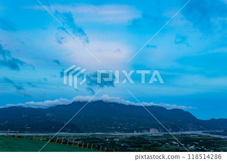 Sunset view of the paragliding spot of Luye Highlands Sunset view of the paragliding spot of Luye Highlands 118514286