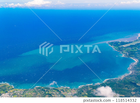 Aerial view of the Taitung landscape from an airplane Aerial view of the Taitung landscape from an airplane 118514332