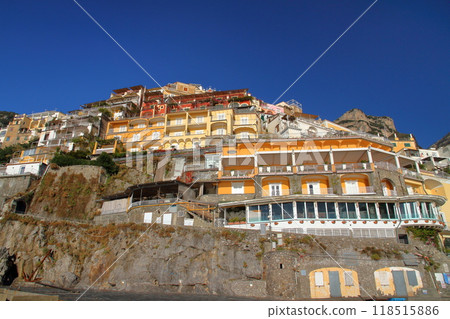 The townscape of Positano on the Amalfi Coast, a World Heritage Site on the Tyrrhenian Sea coast in Salerno, Campania, Italy, Southern Europe 118515886