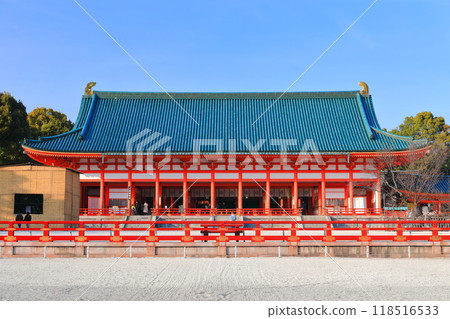 [Kyoto Prefecture] Heian Shrine (Outer Worship Hall) on a clear day 118516533