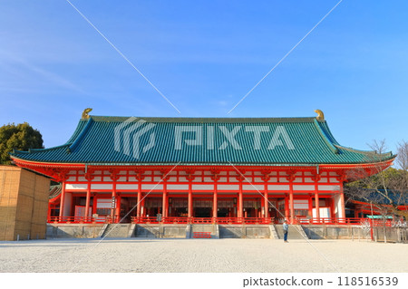 [Kyoto Prefecture] Heian Shrine (Outer Worship Hall) on a clear day 118516539